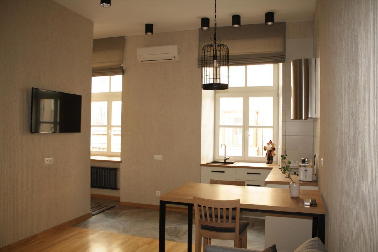 Lviv Wall Street Apt Exterior foto